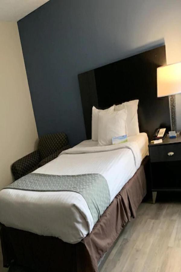 Days Inn By Wyndham Horsham Philadelphia Kültér fotó