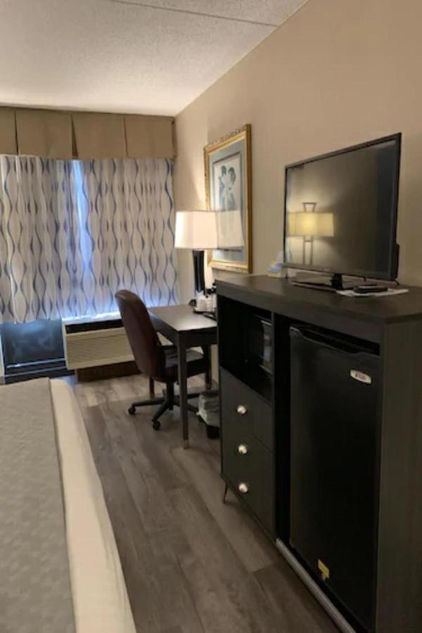 Days Inn By Wyndham Horsham Philadelphia Kültér fotó